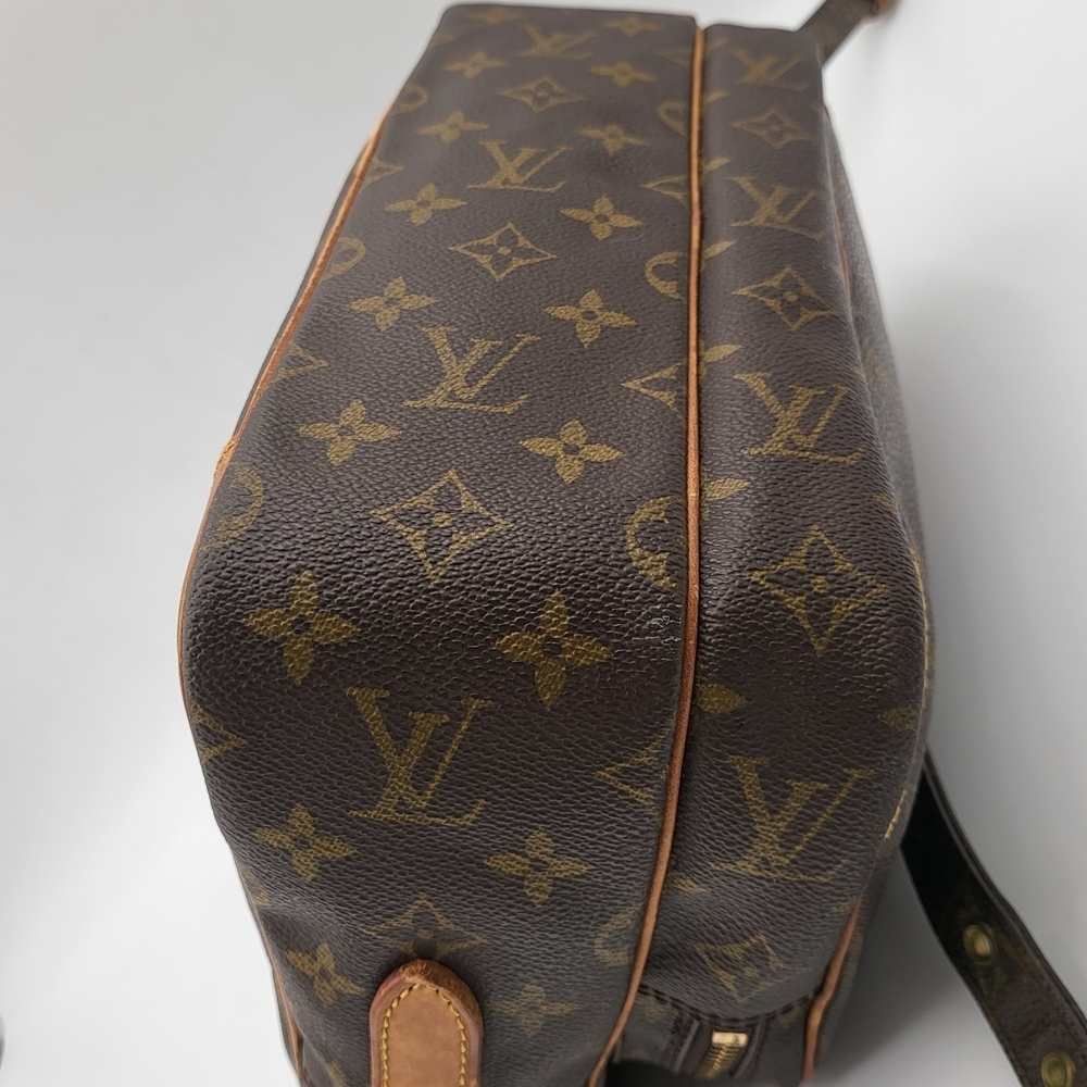 LOUIS VUITTON Monogram Nile Shoulder Bag..Authentic..!! - Picture 7 of 15